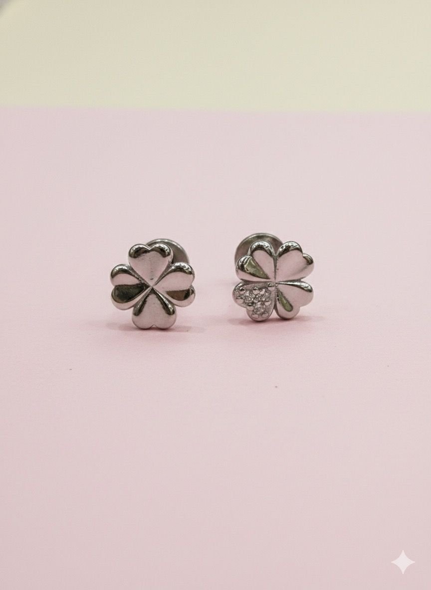92.5 Single leaf Stone Clover Studs